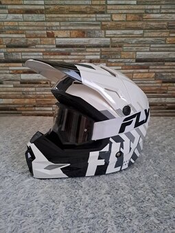 Motocross prilba - 2