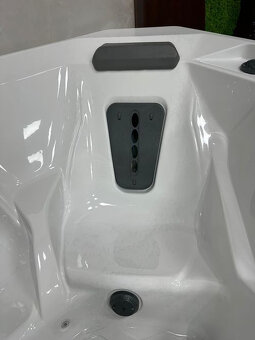 Predám novú vírivku Hotspot TX - 2