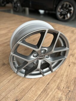 Disky Borbet Y R17 - 2