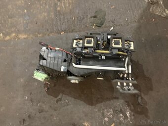 Kúrenie BMW F10/F11 - 2