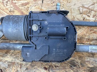 Motorček stieračov Octavia 2 facelift - 2