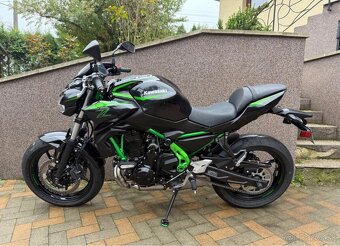 Kawasaki Z650 - 2