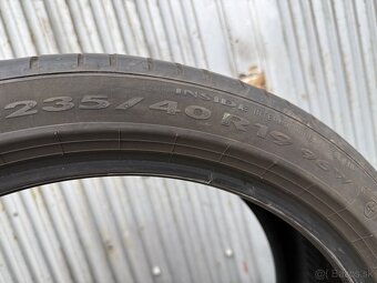 2ks Letne pneumatiky 235/40 R19 - 2