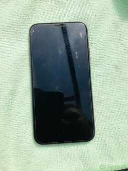 Dobrý deň mam na predaj ipone 11 - 2