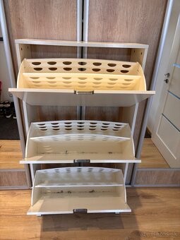 Botnik Ikea - 2