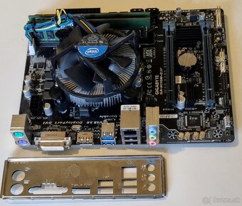 Gigabyte GA-H110M-D2P + i5-6400 + 8GB DDR4 - 2