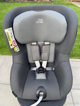 BRITAX RÖMER Dualfix M i-Size - 2
