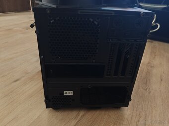 Predám PC skrinku+ventilátory - 2