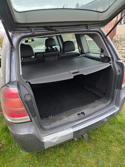 Opel Zafira - 2