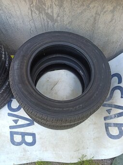 215/65 R17 - 2