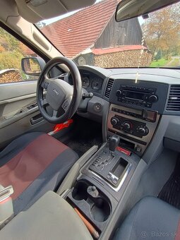 Jeep Grand Cherokee - 2