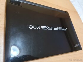 Predám netbook Acer Aspire One D255- predane - 2