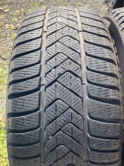 Pirelli zimné 225/60R17 - 4ks - 2