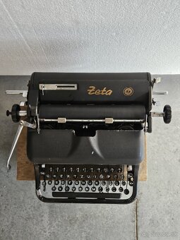 Písací stroj - 2