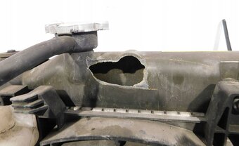 Subaru XV 2011- 2.0D chladičová stena - 2