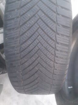 Celorocné 225/50r17 - 2
