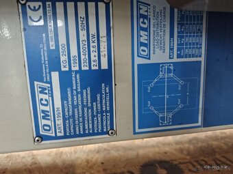 Predám bezprejazdový  2 stĺpový zdvihák OMCN 199/H. - 2