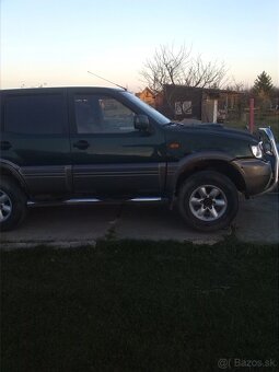 Rozpredám Nissan Terrano 2,7 a3,0 - 2