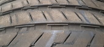 Predám 4ks slušné letné 215/65r16C Continental na dodávku - 2