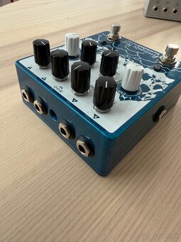 EarthQuaker Devices Avalanche Run V2 - 2