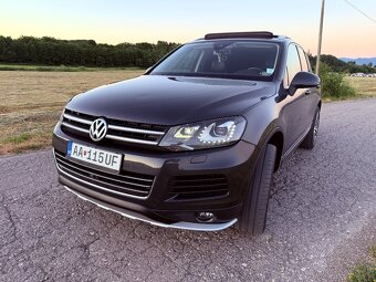 VW Touareg 2 3.0tdi 180kw exclusive - 2