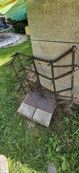 Predám kolesa na voz a staré brany - 2