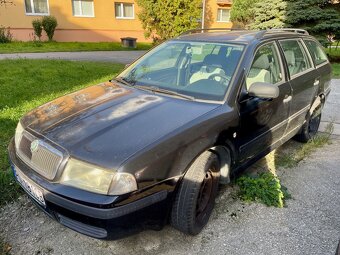 Škoda Octavia Tour kombi - 2