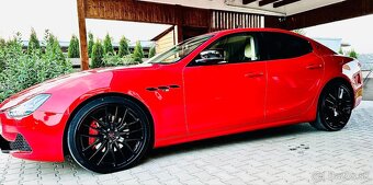 Maserati ghibli 3,0 . 202kw, 2014 v úprave od trident rosso - 2
