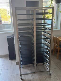 Predám stroje a veci so zrušenej prevádzky vyhodne - 2