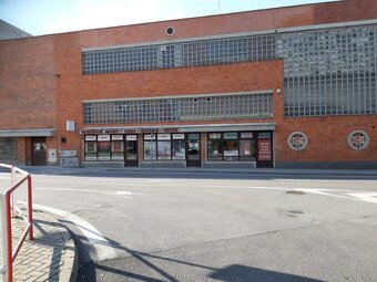 Prenájom - obchodné priestory Žilina - 2