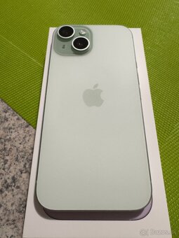 iPhone 15 256GB Top stav - 2