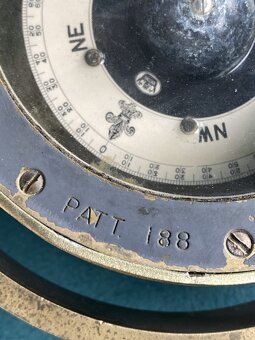 Starožitný námorný kompas - 2