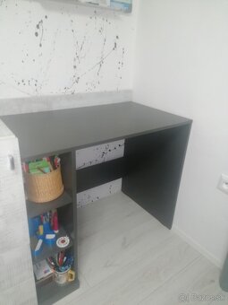 pisaci stolik - 2
