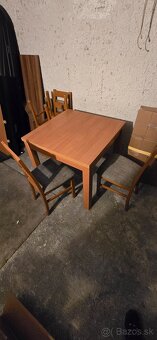Jedálenský stôl a stoličky - 2