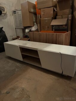 stolík pod televízor - 2