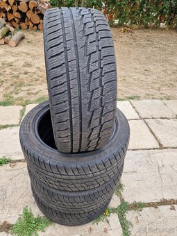 Zimne 225/45 r17 - 2