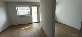 2 - izbový byt s balkónom /52 m2/ Žilina - Bulvár - 2