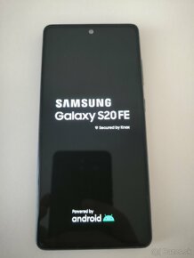Predám Samsung Galaxy S20 FE - 2