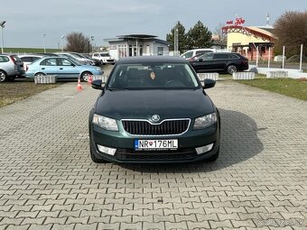 Škoda Octavia - 2