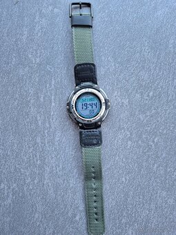 Casio SGW-100 - 2