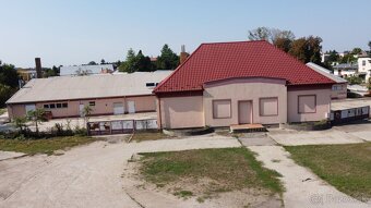 Priemyselný areál s administratívnou budovou, rodinným domom - 2