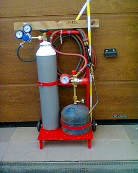 MALY AUTOGEN - 2