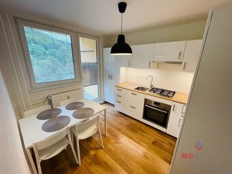 Na predaj 3-izbový byt, 77 m² s loggiou – Partizánske, sídli - 2