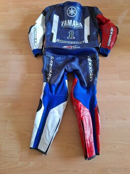 Predám dvojdielnú kombinézu YAMAHA - 2