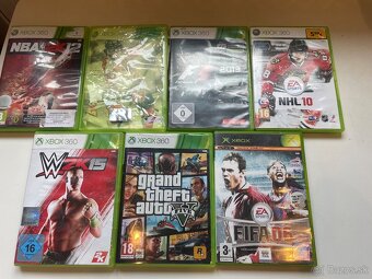 Xbox 360 + dva ovládače + nejaké hry - 2