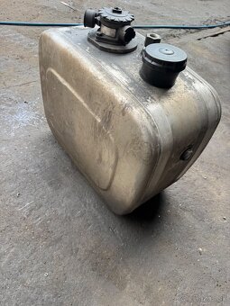 hydraulická Nadrz - 2