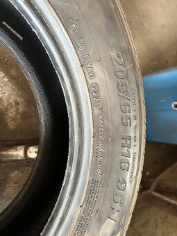 205/65 R16 kumho - 2