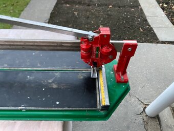 Rezačka na dlažbu - 2