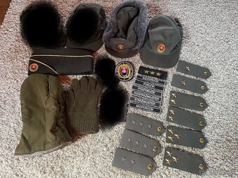 vojenská čiapka policajná čiapka policajná baranica - 2