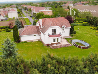 ZNÍŽENÁ CENA 6- IZBOVÝ RD S DVOJGARÁŽOU,VEĽKÝ POZEMOK 1,65ha - 2